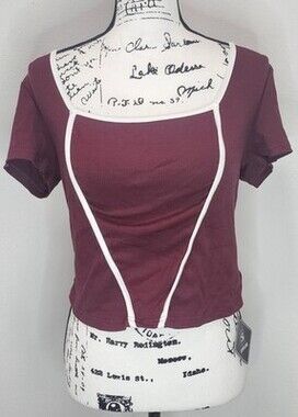 Senfure Womens Modern Ribbed Cropped Short Sleeve Square Neck Maroon Shirt Sz L